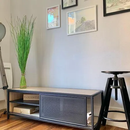 Nice Spacious Flat - Nice Amenities -hyper Centre #bk Διαμέρισμα *