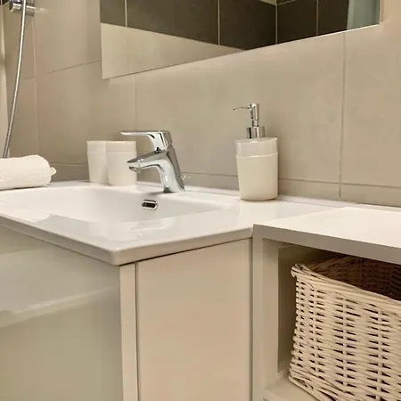 Nice Spacious Flat - Nice Amenities -hyper Centre #bk Apartamento Grenoble
